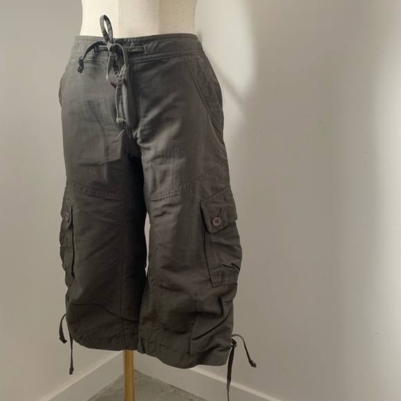 The North Face Pants - The North Face Grey Paramount Propel Nylon Hiking Capri